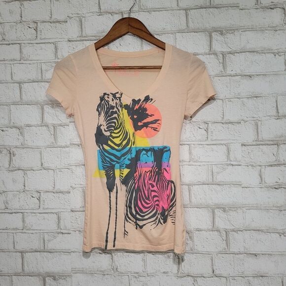 NOLLIE zebra colorful graphic tee - Picture 7 of 11
